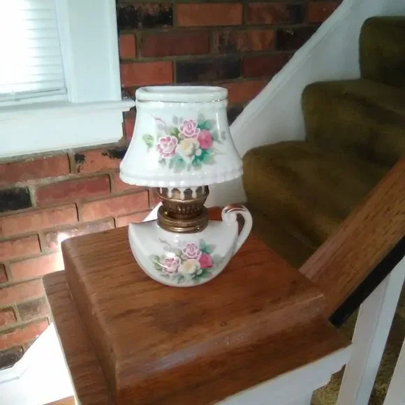 Mini Aladdin Oil Lamp - Picture 10 of 11